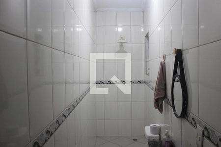 Banheiro 1 de casa para alugar com 2 quartos, 215m² em Taboão, Guarulhos