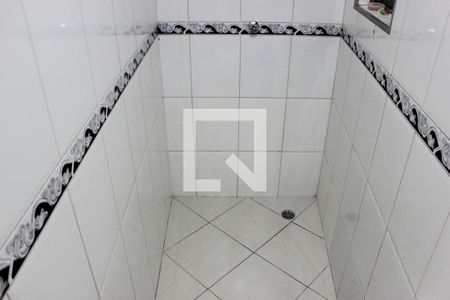 Banheiro 1 de casa para alugar com 2 quartos, 215m² em Taboão, Guarulhos