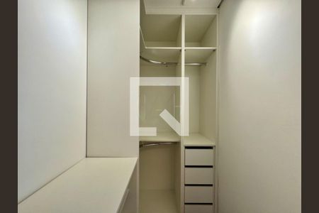 Casa de Condomínio à venda com 3 quartos, 450m² em Chácara Flora, Valinhos