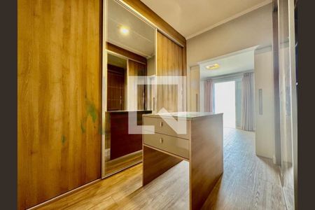 Casa de Condomínio à venda com 3 quartos, 336m² em Jardim Jurema, Valinhos