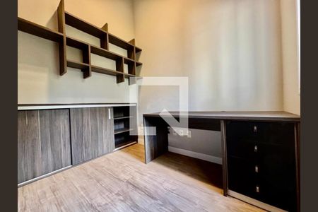Casa de Condomínio à venda com 3 quartos, 336m² em Jardim Jurema, Valinhos