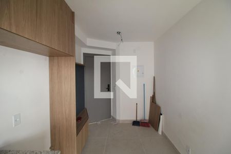 Sala / Cozinha de apartamento para alugar com 1 quarto, 25m² em Vila Dom Pedro Ii, São Paulo