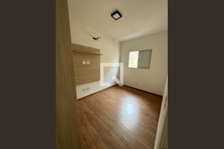 Casa à venda com 3 quartos, 107m² em Jardim das Carpas, Jundiaí