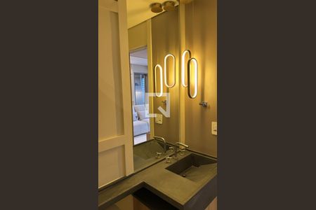 Banheiro de apartamento à venda com 1 quarto, 70m² em Residencial Zero (Tambore), Barueri