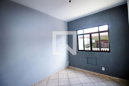Quarto 1 de casa para alugar com 2 quartos, 70m² em Irajá, Rio de Janeiro
