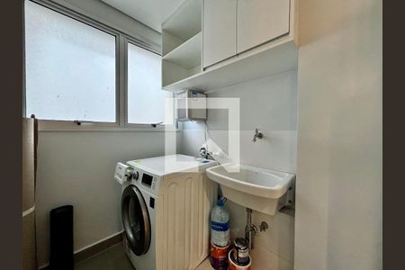 Lavanderia  de apartamento à venda com 2 quartos, 80m² em Pinheiros, São Paulo