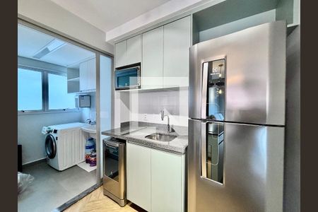 Cozinha de apartamento à venda com 2 quartos, 80m² em Pinheiros, São Paulo