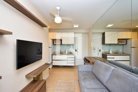 Sala de estar de apartamento para alugar com 1 quarto, 37m² em Vila Madalena, São Paulo