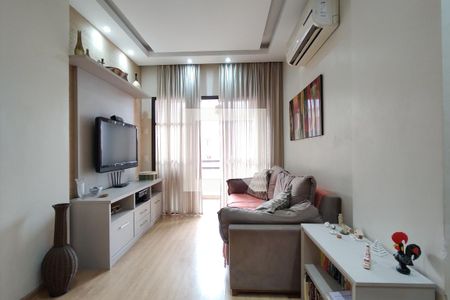 Sala de apartamento para alugar com 3 quartos, 73m² em Pechincha, Rio de Janeiro