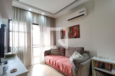 Sala de apartamento para alugar com 3 quartos, 73m² em Pechincha, Rio de Janeiro