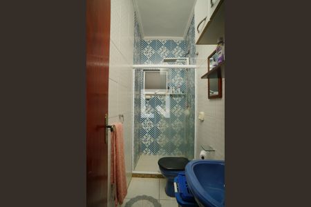 Banheiro do Quarto 1 de casa de condomínio para alugar com 3 quartos, 130m² em Camburi, Maricá