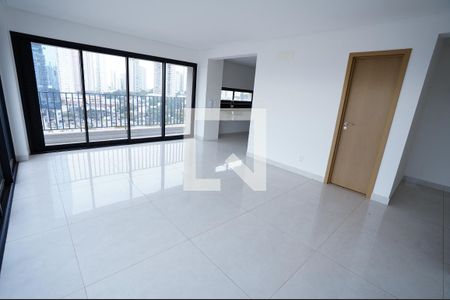 Apartamento à venda com 3 quartos, 130m² em Setor Bueno, Goiânia