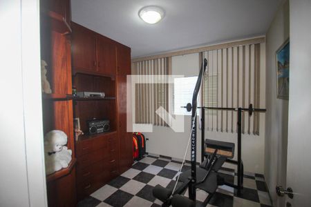 Casa para alugar com 4 quartos, 248m² em Vila Guimaraes, Sorocaba
