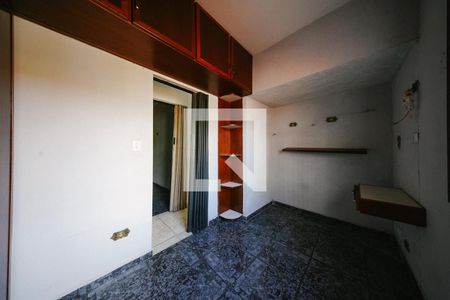 Quarto 2 de casa para alugar com 3 quartos, 250m² em Parque Savoi City, São Paulo