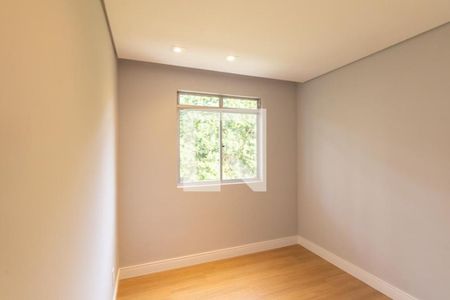 Quarto 2 de apartamento à venda com 2 quartos, 45m² em Santa Cândida, Curitiba