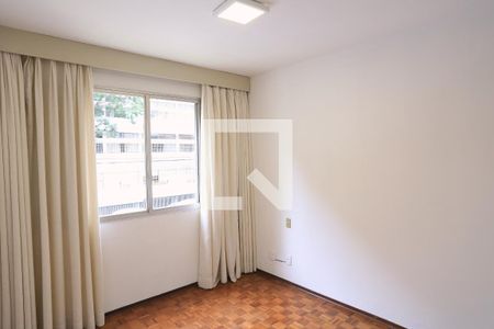 Suíte de apartamento para alugar com 2 quartos, 70m² em Funcionários, Belo Horizonte