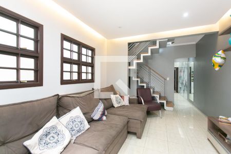 Sala  de casa de condomínio à venda com 3 quartos, 200m² em Jardim Santo Antonio, São Paulo
