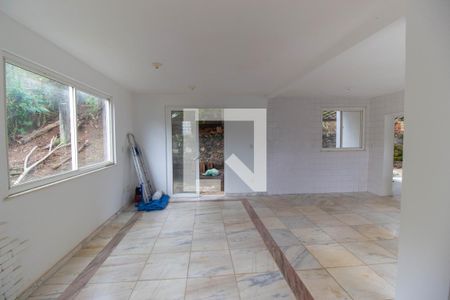 Casa para alugar com 2 quartos, 599m² em Piratininga, Niterói