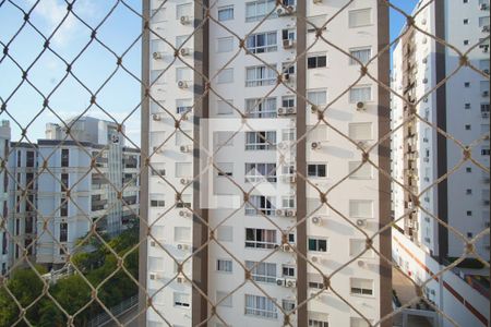 Quarto 1 - Vista de apartamento para alugar com 2 quartos, 70m² em Boa Vista, Porto Alegre