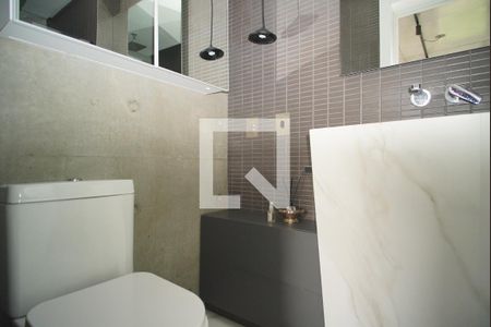 Banheiro da Suíte de apartamento para alugar com 1 quarto, 69m² em Petrópolis, Porto Alegre