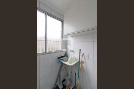 Sala/Cozinha/Área de Serviço  de apartamento para alugar com 2 quartos, 47m² em Jardim Santa Teresinha, São Paulo