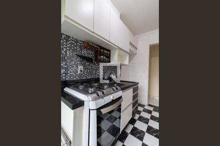 Sala/Cozinha/Área de Serviço  de apartamento para alugar com 2 quartos, 47m² em Jardim Santa Teresinha, São Paulo