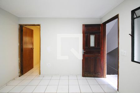 Sala de casa para alugar com 3 quartos, 90m² em Parque Jandaia, Carapicuíba