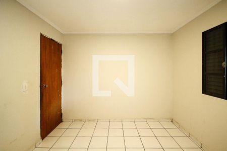Quarto 1 de casa para alugar com 3 quartos, 90m² em Parque Jandaia, Carapicuíba