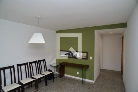 Sala de apartamento para alugar com 3 quartos, 110m² em Barra da Tijuca, Rio de Janeiro