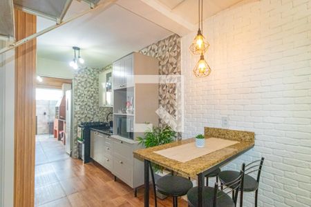 Sala/Cozinha de casa de condomínio à venda com 2 quartos, 45m² em Rio Branco, Canoas