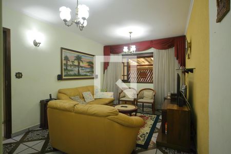 Sala de casa à venda com 3 quartos, 228m² em Santa Terezinha, São Bernardo do Campo