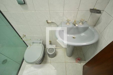 Banheiro da Suíte  de casa à venda com 3 quartos, 228m² em Santa Terezinha, São Bernardo do Campo