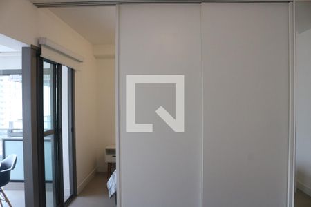 Quarto de apartamento à venda com 1 quarto, 50m² em Barra Funda, São Paulo