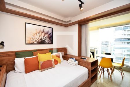 Sala / quarto de kitnet/studio à venda com 1 quarto, 27m² em Jardim Paulistano, São Paulo