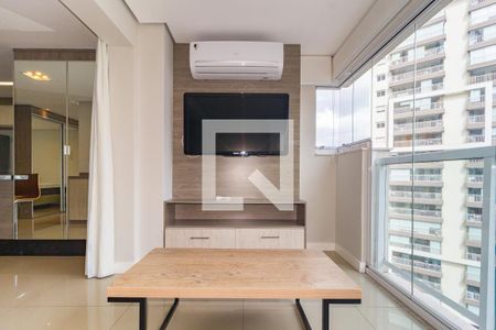 VarandaVaranda/Sala de Estar de apartamento para alugar com 1 quarto, 54m² em Vila Regente Feijó, São Paulo