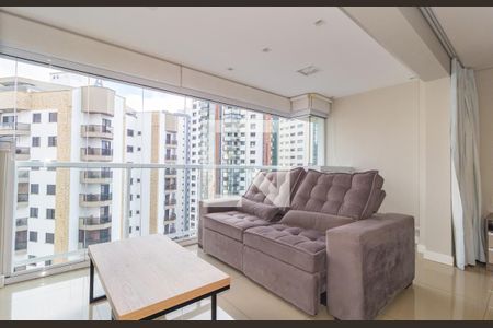 Varanda/Sala de Estar de apartamento para alugar com 1 quarto, 54m² em Vila Regente Feijó, São Paulo