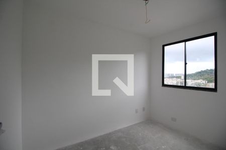 Quarto 1 de apartamento para alugar com 2 quartos, 134m² em Jacarepaguá, Rio de Janeiro