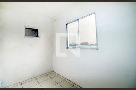 Quarto 2 de casa à venda com 2 quartos, 60m² em Irajá, Rio de Janeiro