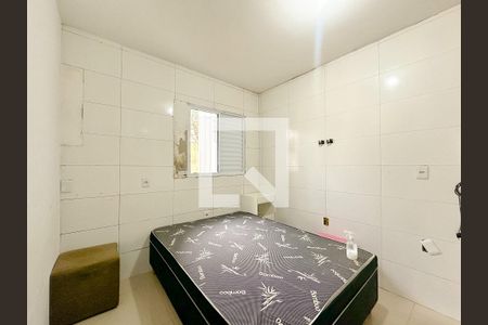 Quarto  de kitnet/studio para alugar com 1 quarto, 35m² em São João do Rio Vermelho, Florianópolis