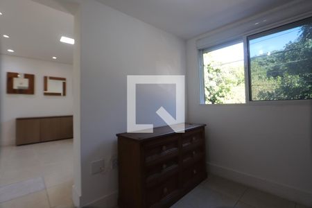 Closet do Quarto 2 de casa para alugar com 2 quartos, 130m² em Vila Graciosa, São Paulo