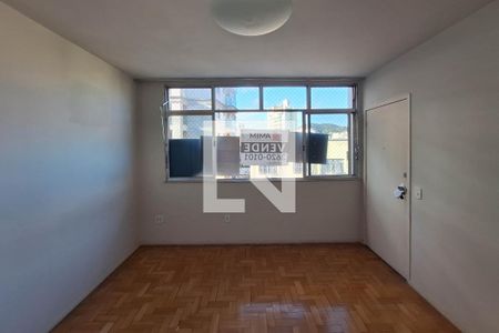 Sala de apartamento para alugar com 3 quartos, 80m² em Icaraí, Niterói