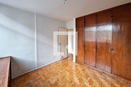 Quarto 1 de apartamento para alugar com 3 quartos, 80m² em Icaraí, Niterói