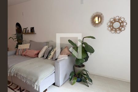 Sala de casa de condomínio à venda com 1 quarto, 120m² em Jardim das Acacias, São Paulo