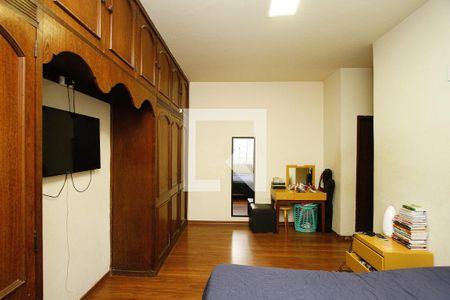 Quarto 1 - Suíte de casa à venda com 4 quartos, 370m² em Jardim America, Belo Horizonte