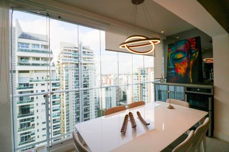 Sala / Cozinha de apartamento à venda com 1 quarto, 100m² em Campo Belo, São Paulo