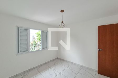 Quarto 1 de casa para alugar com 2 quartos, 74m² em Baeta Neves, São Bernardo do Campo