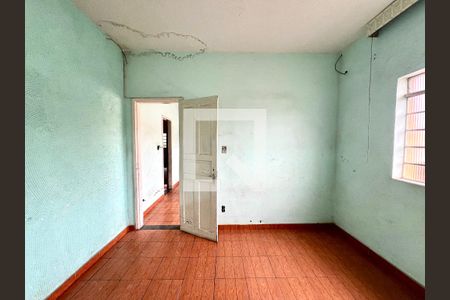 Quarto 1 de casa para alugar com 3 quartos, 468m² em Floramar, Belo Horizonte