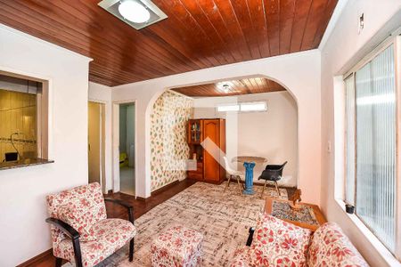 Sala de casa à venda com 3 quartos, 100m² em Costa E Silva, Porto Alegre