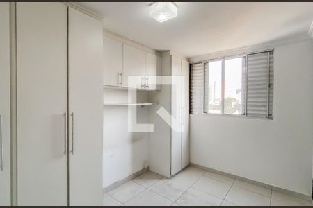 Quarto 1 de apartamento para alugar com 2 quartos, 60m² em Vila Pierina, São Paulo