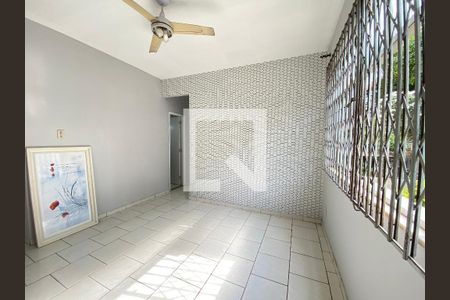 Apartamento para alugar com 2 quartos, 57m² em Todos Os Santos, Rio de Janeiro